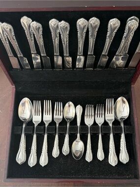 Bowring silver plated cutlery set